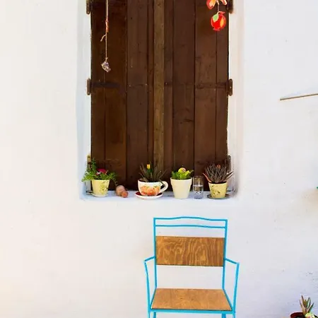 Gioia Traditional House