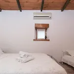 Gioia Traditional House