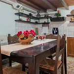 Gioia Traditional House