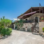 Ferienhaus Gioia Traditional House *