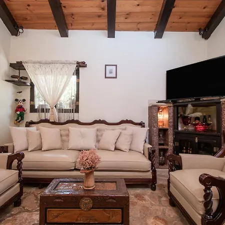 Gioia Traditional House Σπίτι διακοπών *