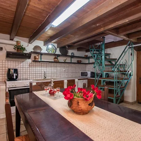 Holiday home Gioia Traditional House *