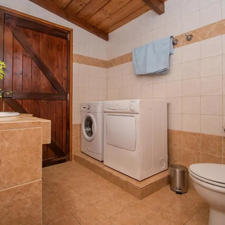 Gioia Traditional House *