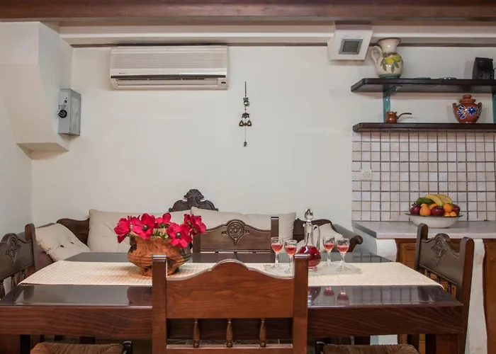 Дом отдыха Gioia Traditional House
