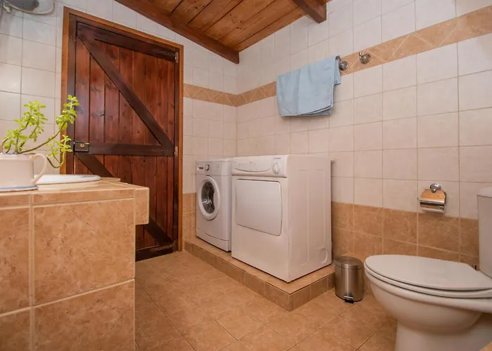 Gioia Traditional House *