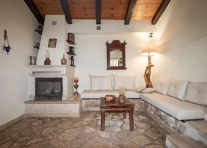 Дом отдыха Gioia Traditional House *
